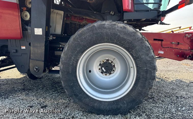 image for item DV5825 2006 Case IH AFX8010 combine