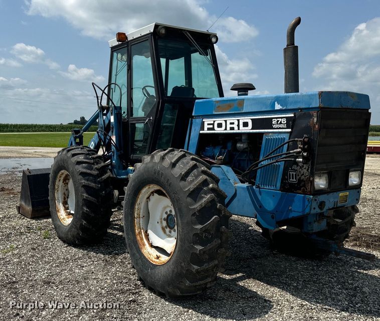 image for item DV5828 1989 Ford Versatile 276 4WD bi-directional tractor