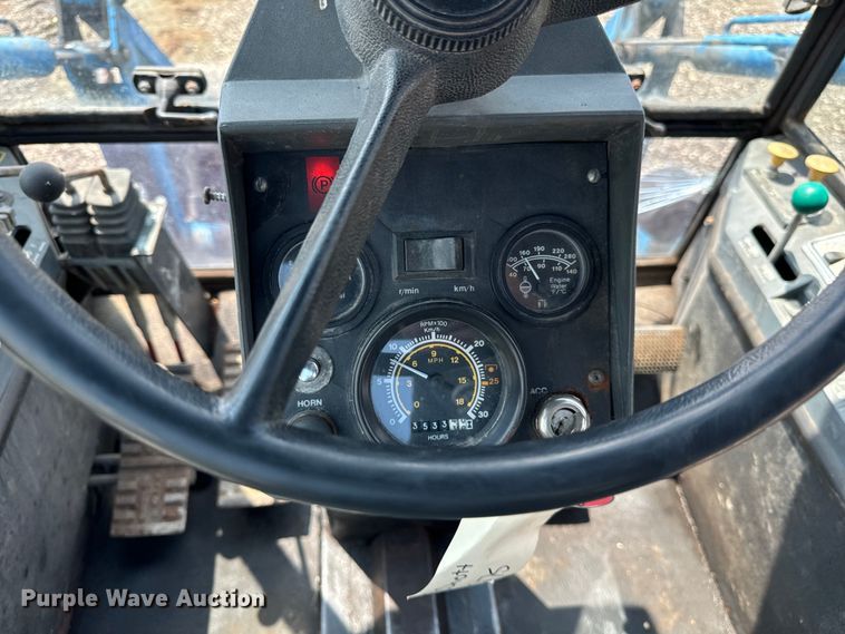 image for item DV5828 1989 Ford Versatile 276 4WD bi-directional tractor