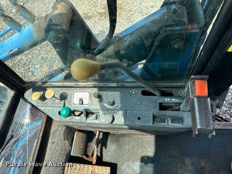 image for item DV5828 1989 Ford Versatile 276 4WD bi-directional tractor