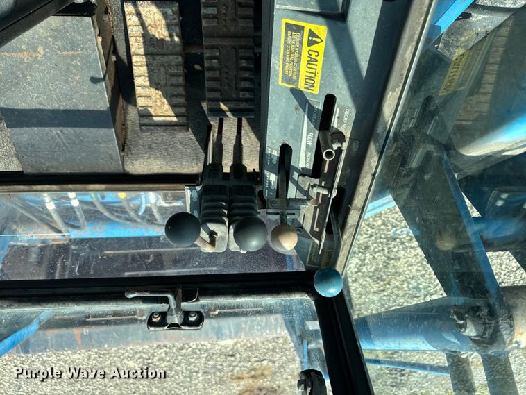 image for item DV5828 1989 Ford Versatile 276 4WD bi-directional tractor