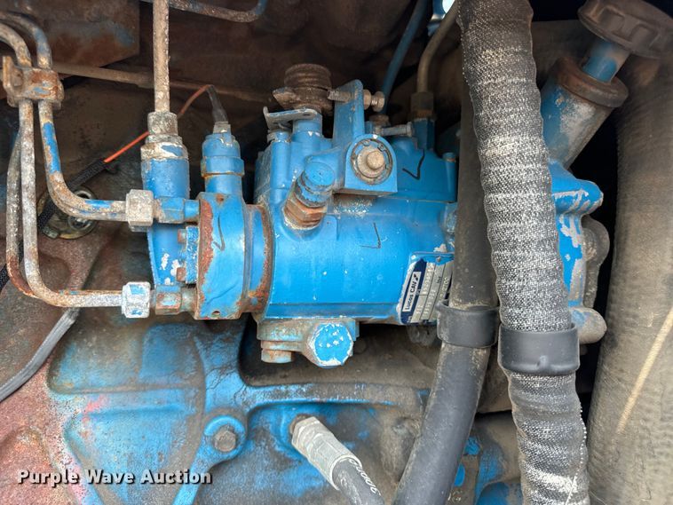 image for item DV5828 1989 Ford Versatile 276 4WD bi-directional tractor