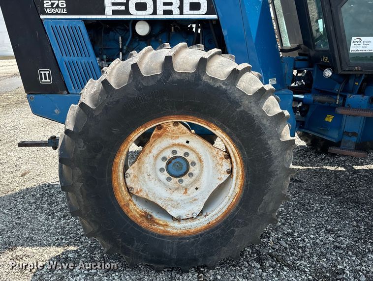 image for item DV5828 1989 Ford Versatile 276 4WD bi-directional tractor