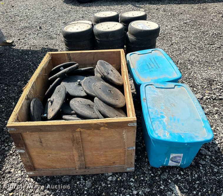 image for item DV5829 Kinze 2500 planter parts 