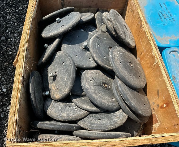 image for item DV5829 Kinze 2500 planter parts 