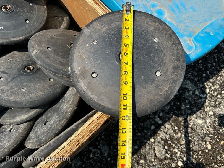 image for item DV5829 Kinze 2500 planter parts 