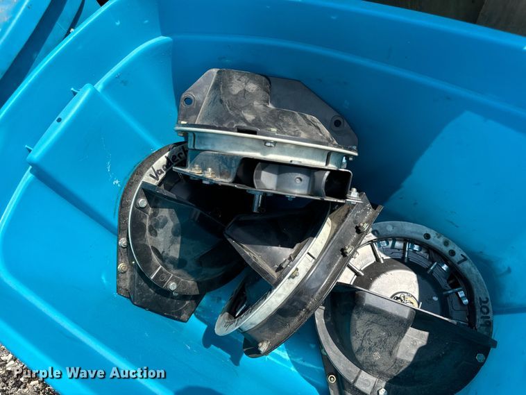 image for item DV5829 Kinze 2500 planter parts 