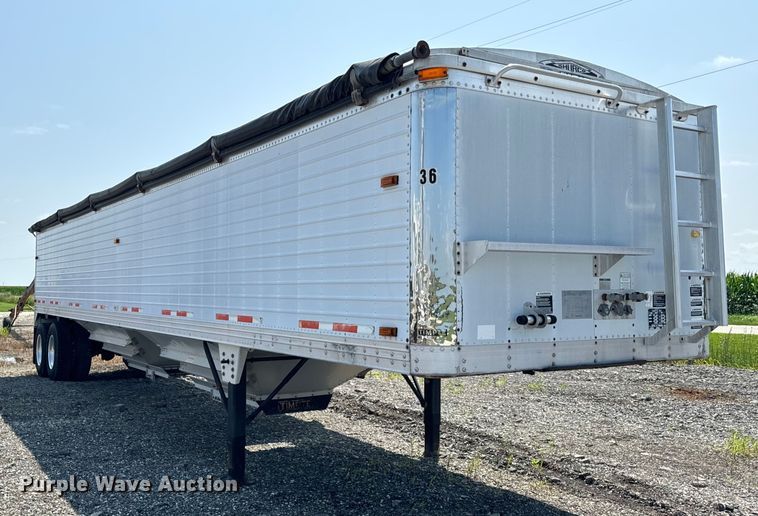 image for item DV5832 2000 Timpte  grain trailer
