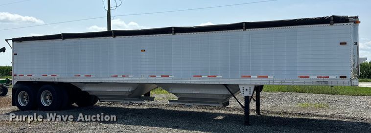 image for item DV5832 2000 Timpte  grain trailer