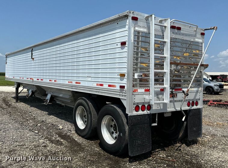 image for item DV5832 2000 Timpte  grain trailer