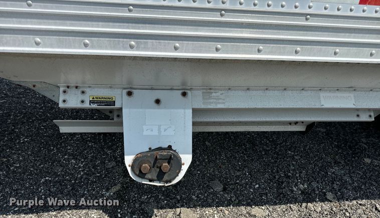 image for item DV5832 2000 Timpte  grain trailer