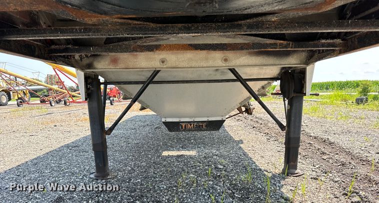 image for item DV5832 2000 Timpte  grain trailer