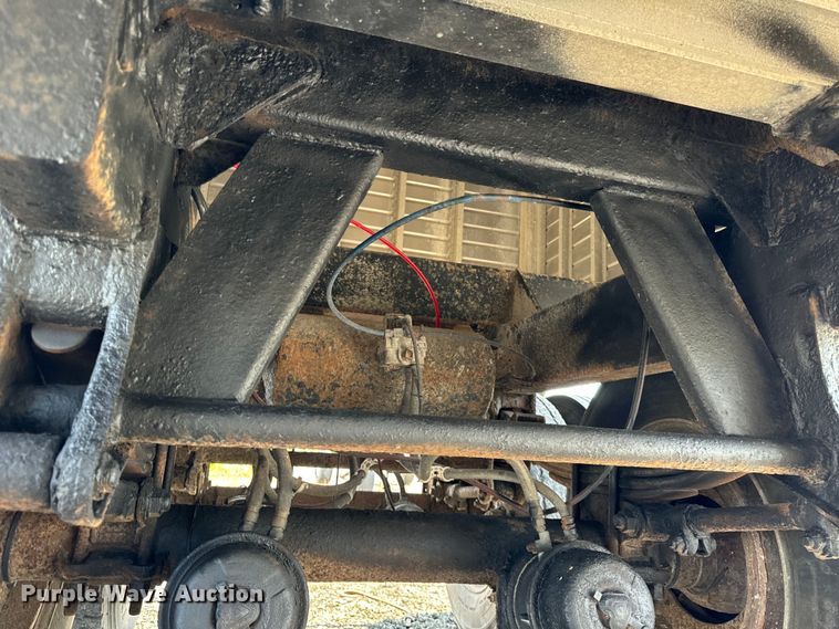 image for item DV5832 2000 Timpte  grain trailer