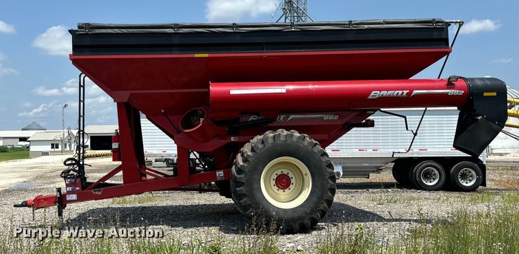 image for item DV5833 Brent  882 grain cart