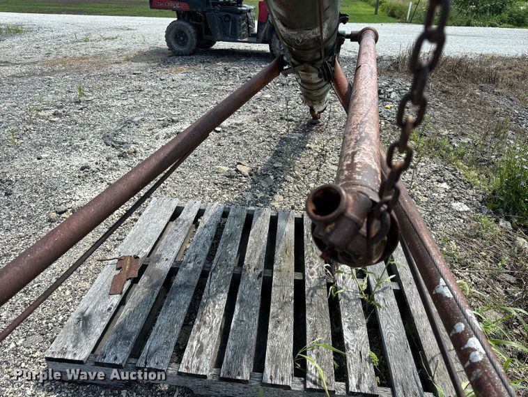 image for item DV5836 Auger