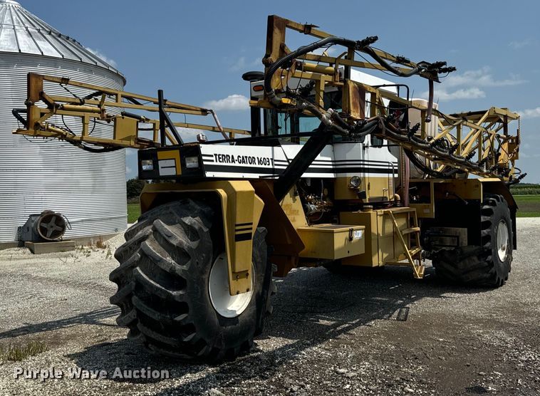 image for item DV5837 AG Chem  Terra Gator 1603T applicator