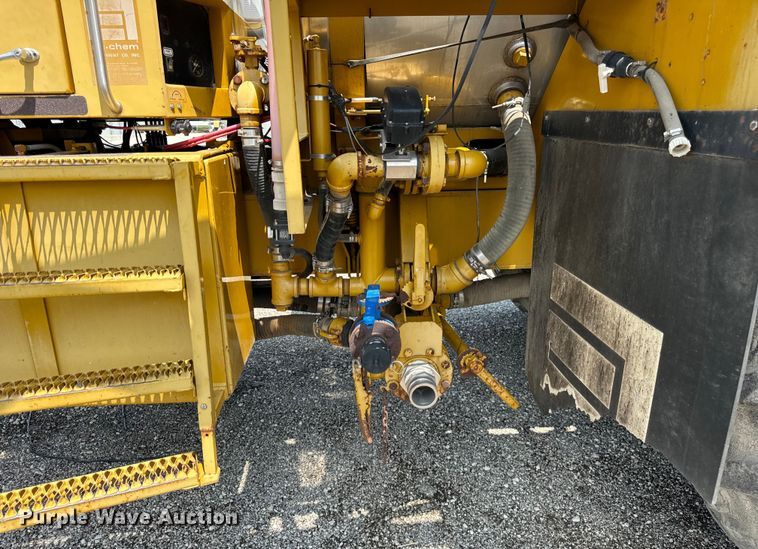 image for item DV5837 AG Chem  Terra Gator 1603T applicator