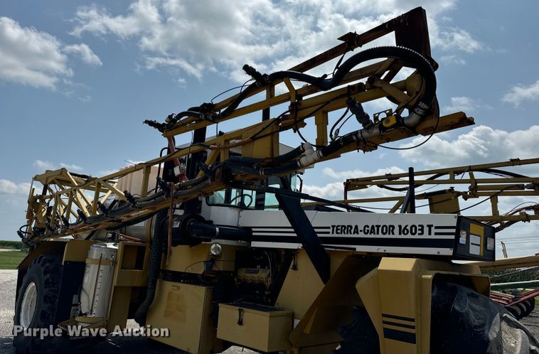 image for item DV5837 AG Chem  Terra Gator 1603T applicator