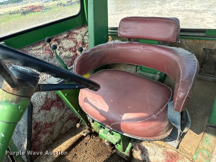 image for item DX3478 1972 John Deere 4320 tractor