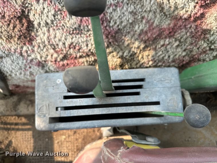 image for item DX3478 1972 John Deere 4320 tractor