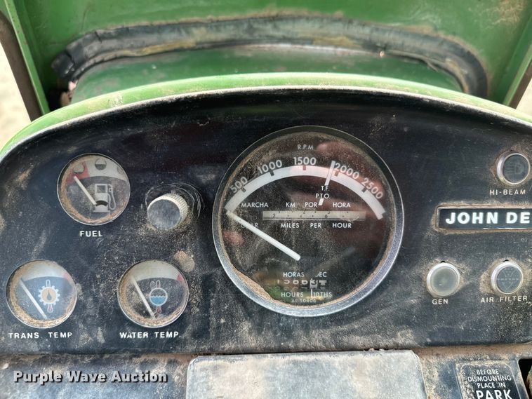 image for item DX3478 1972 John Deere 4320 tractor