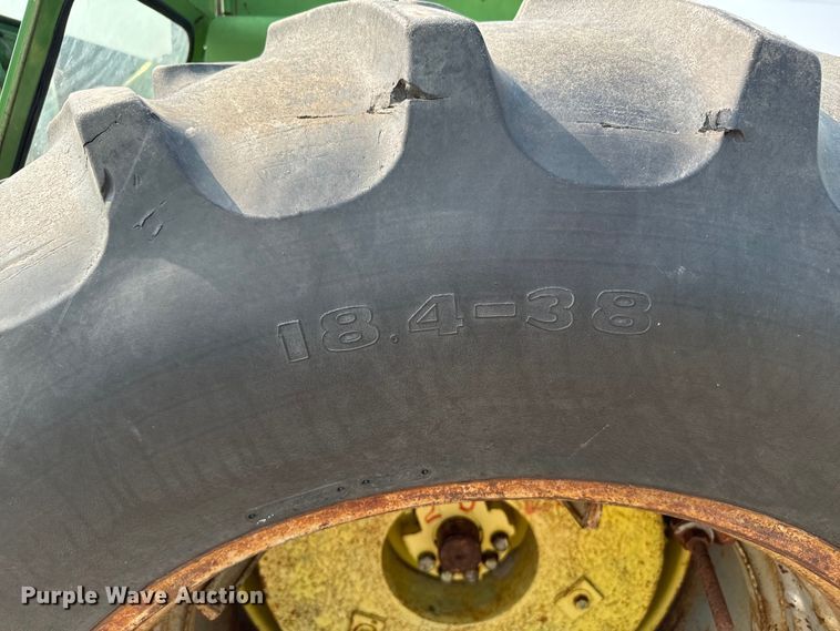 image for item DX3478 1972 John Deere 4320 tractor