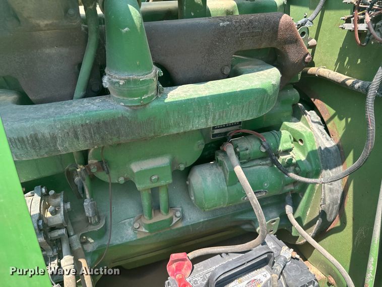 image for item DX3522 1980 John Deere  7720 combine