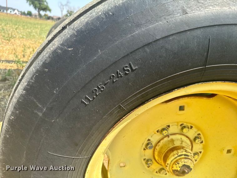 image for item DX3522 1980 John Deere  7720 combine