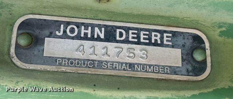 image for item DX3522 1980 John Deere  7720 combine