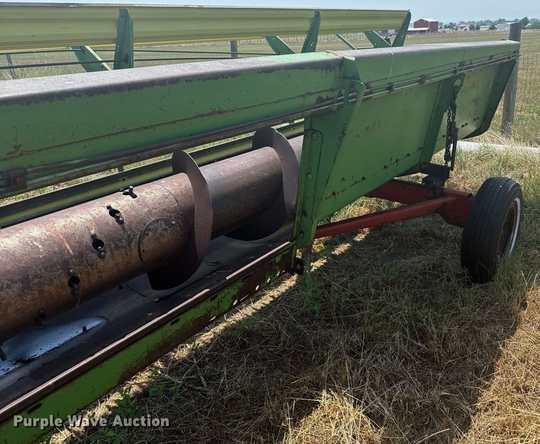 image for item DX3522 1980 John Deere  7720 combine