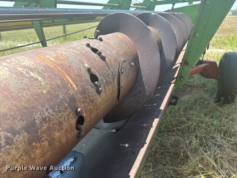 image for item DX3522 1980 John Deere  7720 combine