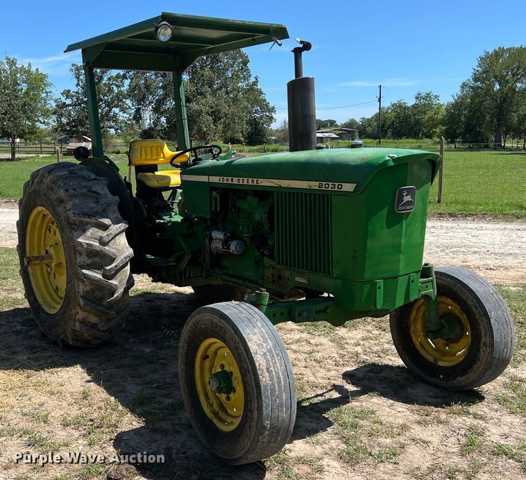 image for item EJ2860 1975 John Deere  2030 tractor