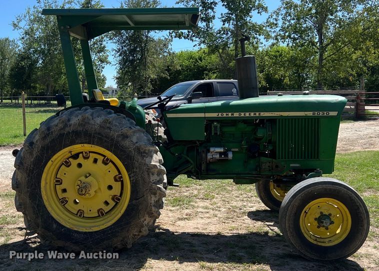 image for item EJ2860 1975 John Deere  2030 tractor