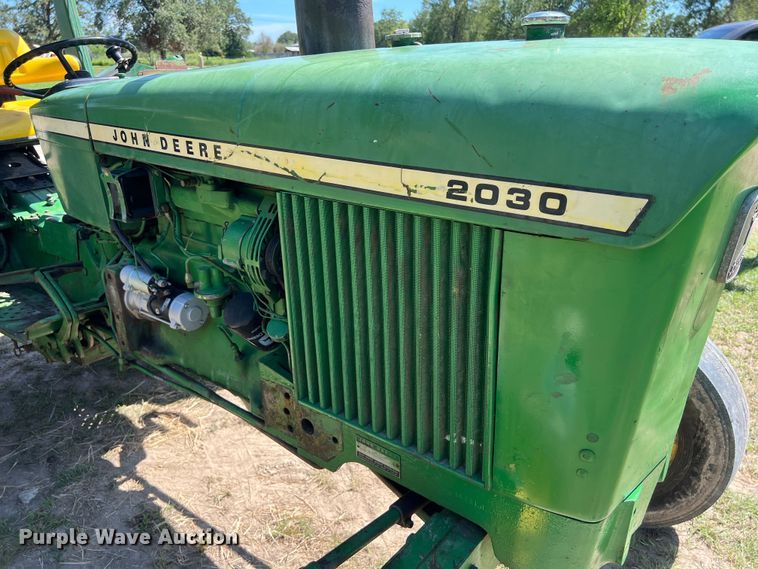 image for item EJ2860 1975 John Deere  2030 tractor