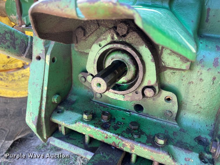 image for item EJ2860 1975 John Deere  2030 tractor