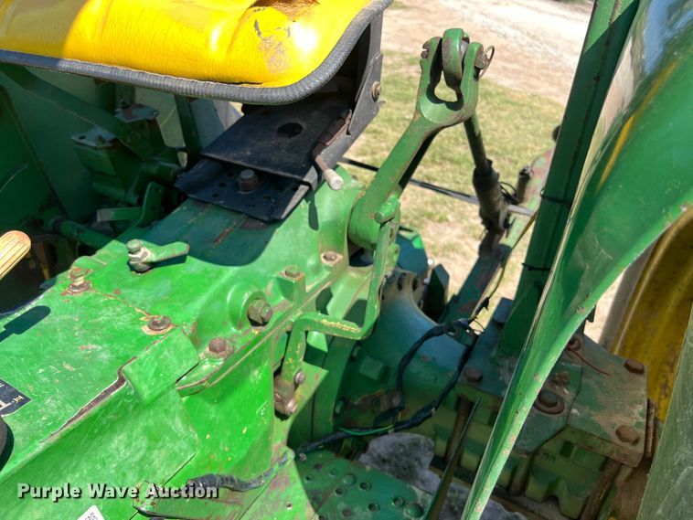image for item EJ2860 1975 John Deere  2030 tractor