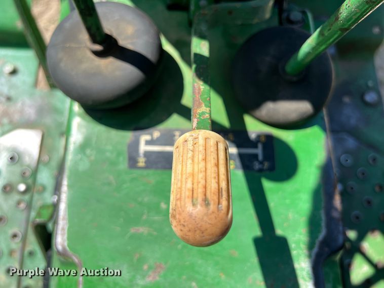 image for item EJ2860 1975 John Deere  2030 tractor
