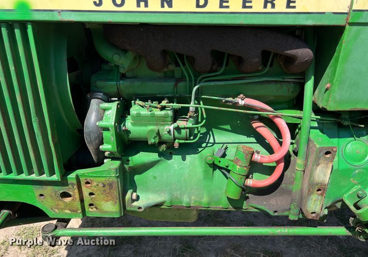 image for item EJ2860 1975 John Deere  2030 tractor