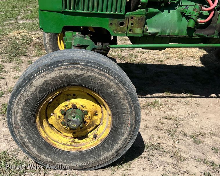 image for item EJ2860 1975 John Deere  2030 tractor