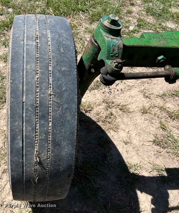 image for item EJ2860 1975 John Deere  2030 tractor