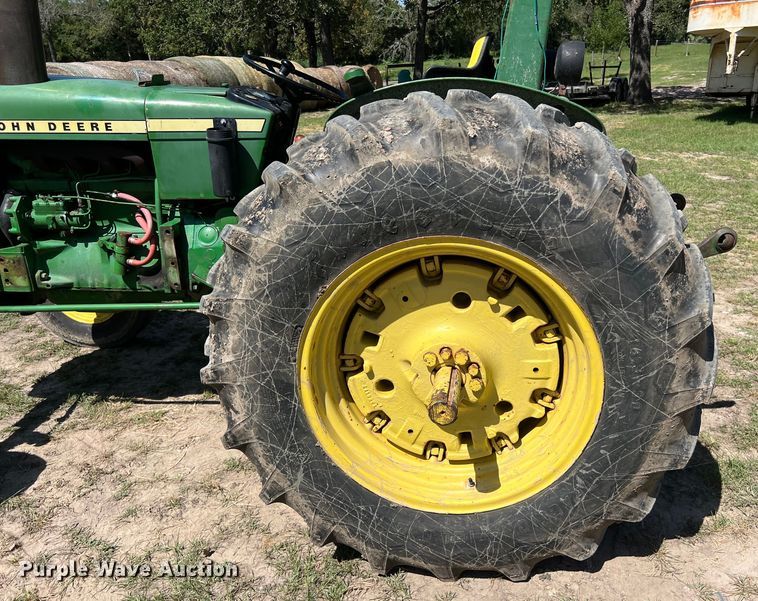 image for item EJ2860 1975 John Deere  2030 tractor