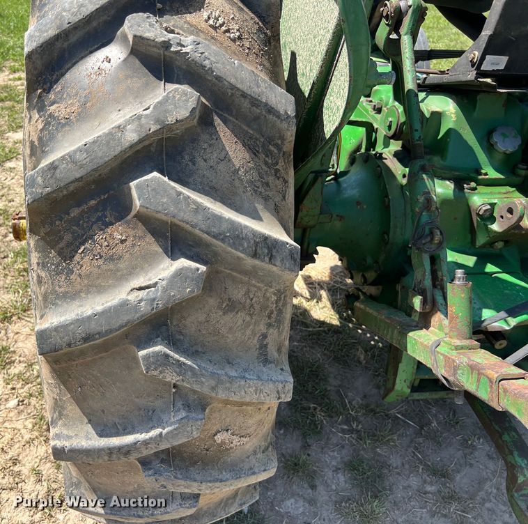 image for item EJ2860 1975 John Deere  2030 tractor