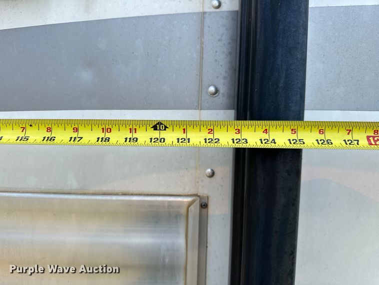 image for item EJ4442 2016 Lakota  C311 Charger Edition  horse trailer