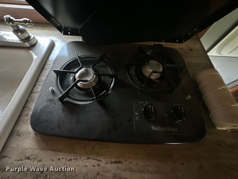 image for item EJ4442 2016 Lakota  C311 Charger Edition  horse trailer