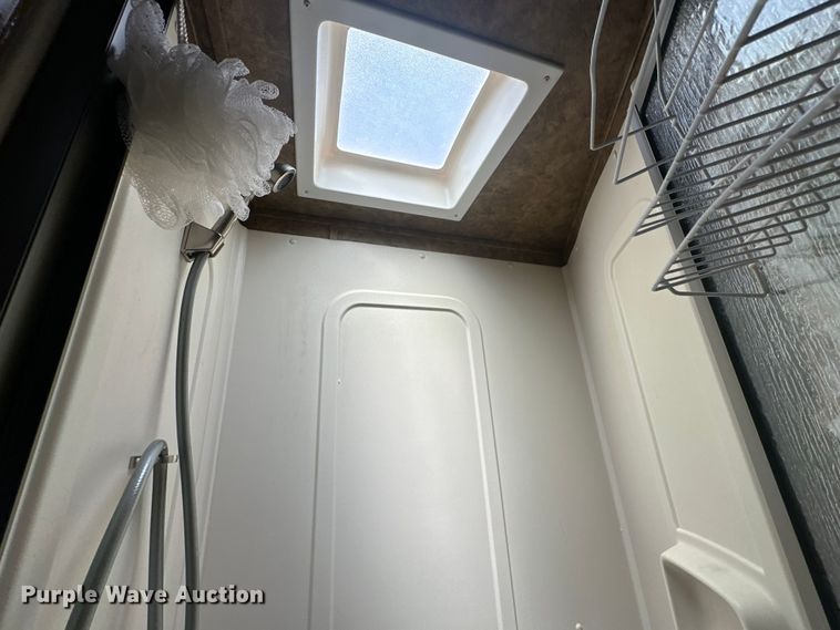 image for item EJ4442 2016 Lakota  C311 Charger Edition  horse trailer