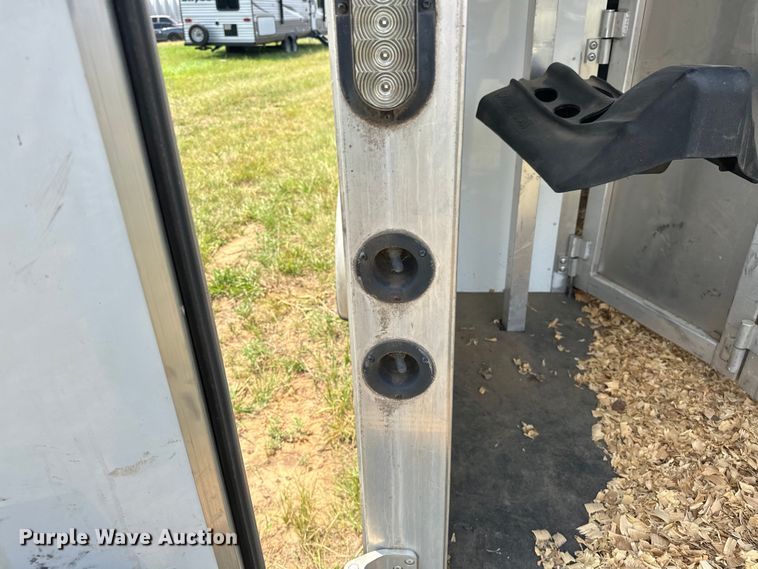 image for item EJ4442 2016 Lakota  C311 Charger Edition  horse trailer