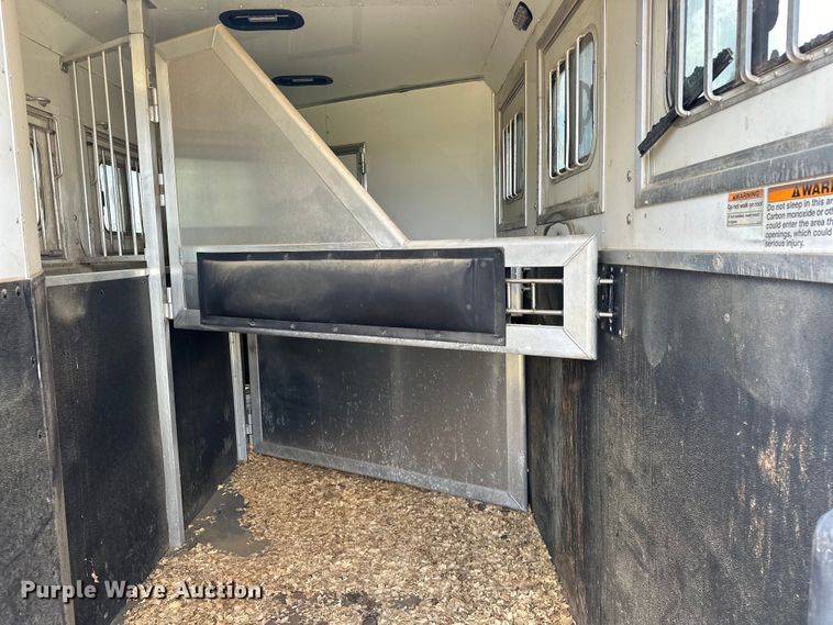 image for item EJ4442 2016 Lakota  C311 Charger Edition  horse trailer