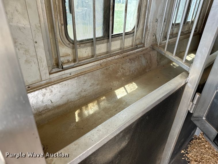 image for item EJ4442 2016 Lakota  C311 Charger Edition  horse trailer