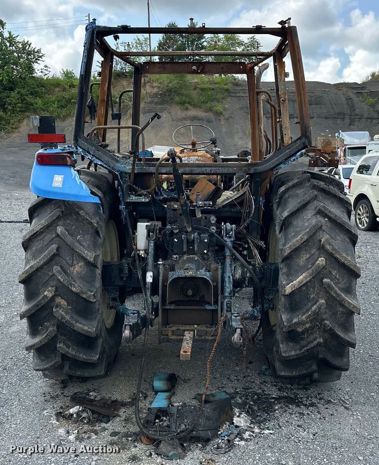 image for item EJ4466 2010 New Holland  T5050 MFWD tractor