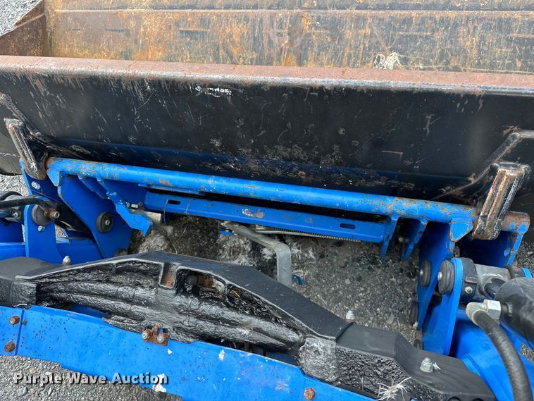 image for item EJ4466 2010 New Holland  T5050 MFWD tractor